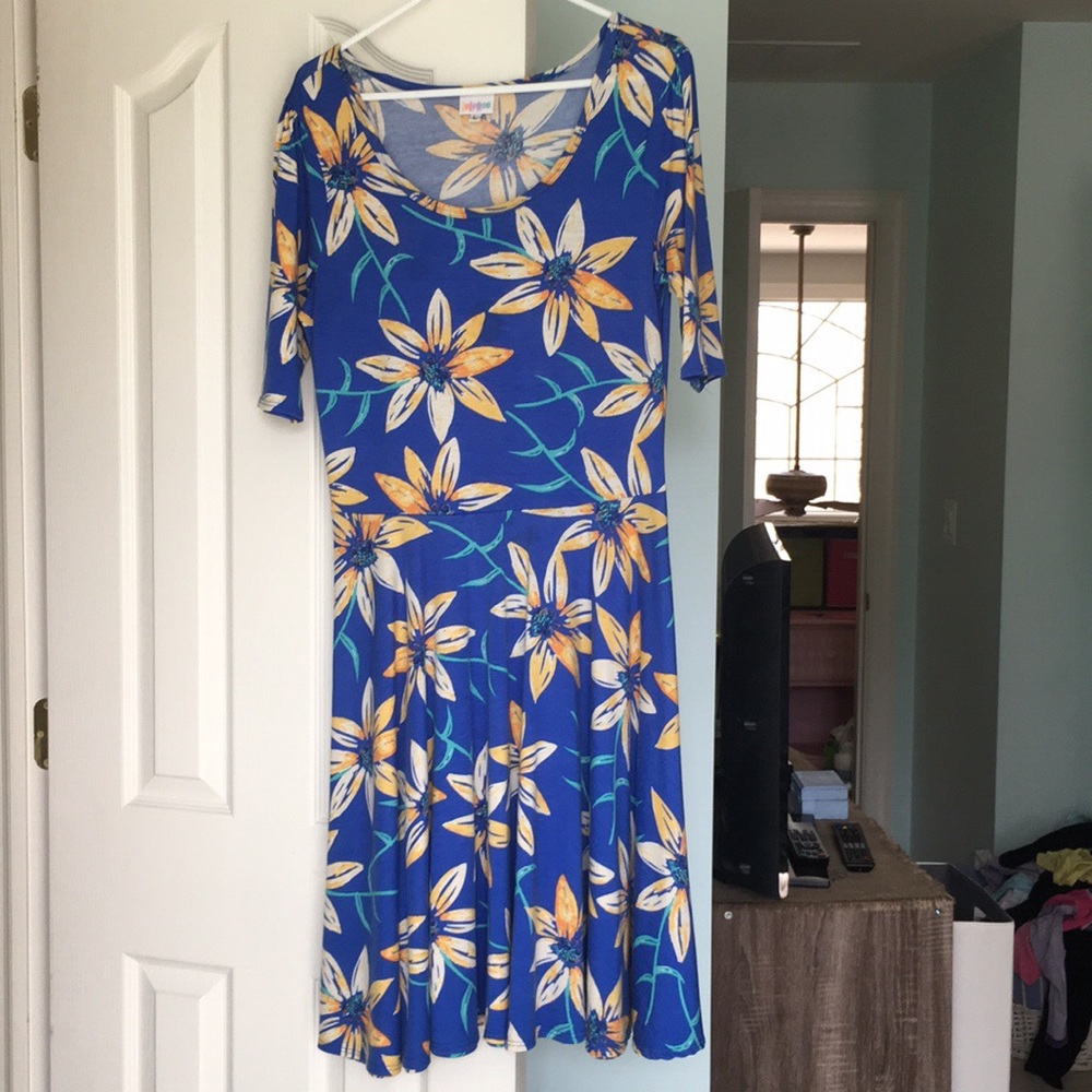 Lularoe Nicole dress